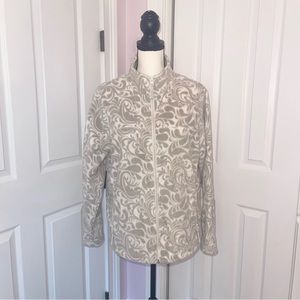 Cabela’s women’s outerware white w/ tan brocade design zipup pullover size XL